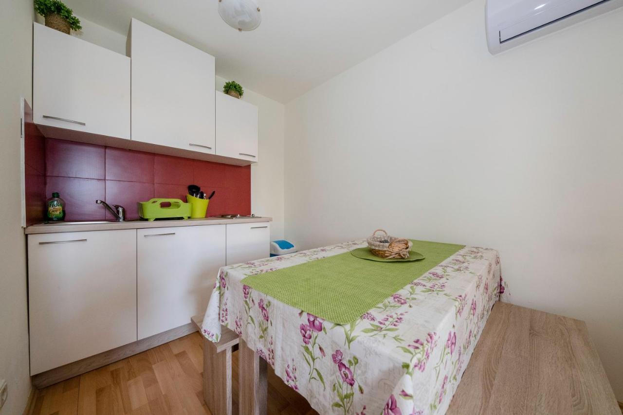 Guesthouse Sime Kolan Dış mekan fotoğraf